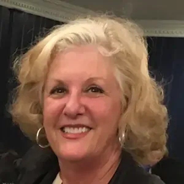 Lynn Seay
